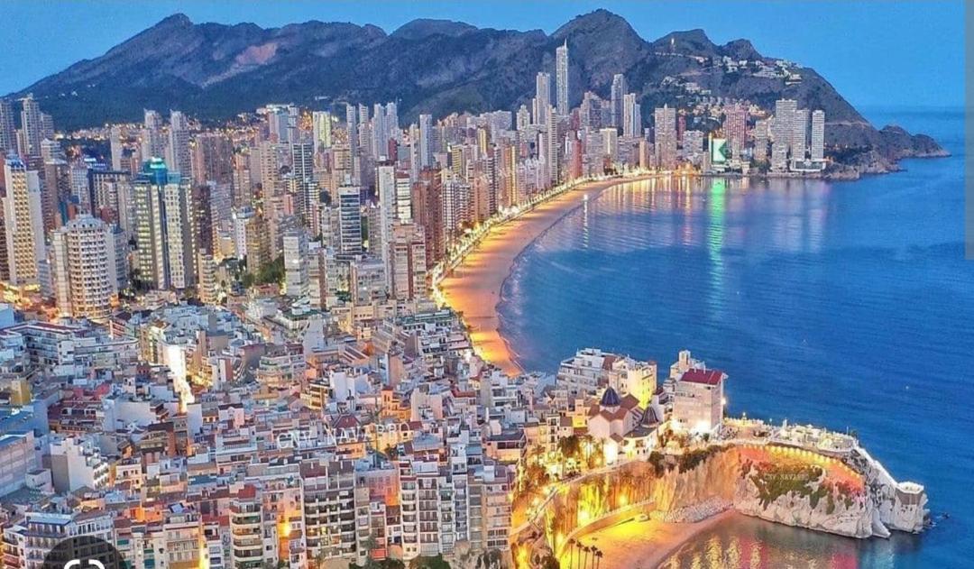 Apartamentos Novacala Benidorm Cala de Finestrat Buitenkant foto